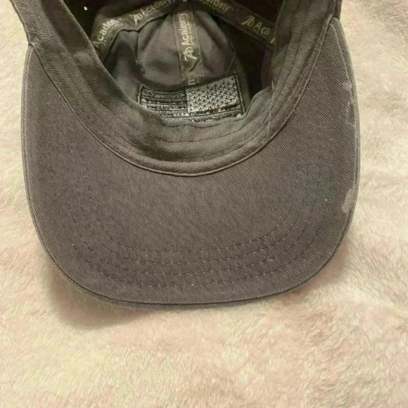 Baseball cap with American Flag in front in gray. Adjustable. By Academy. Unisex - Picture 7 of 8